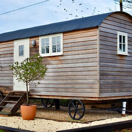 Апартаменты The Deer Hut Burpham Экстерьер фото